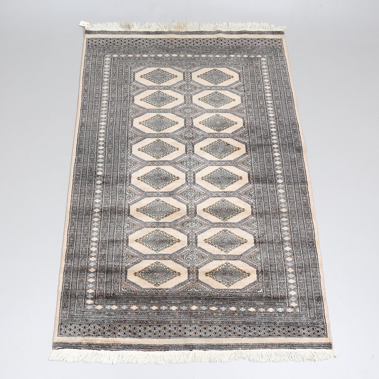 MATTA, orientalisk, Lahore, Pakistan, 228x156 cm.