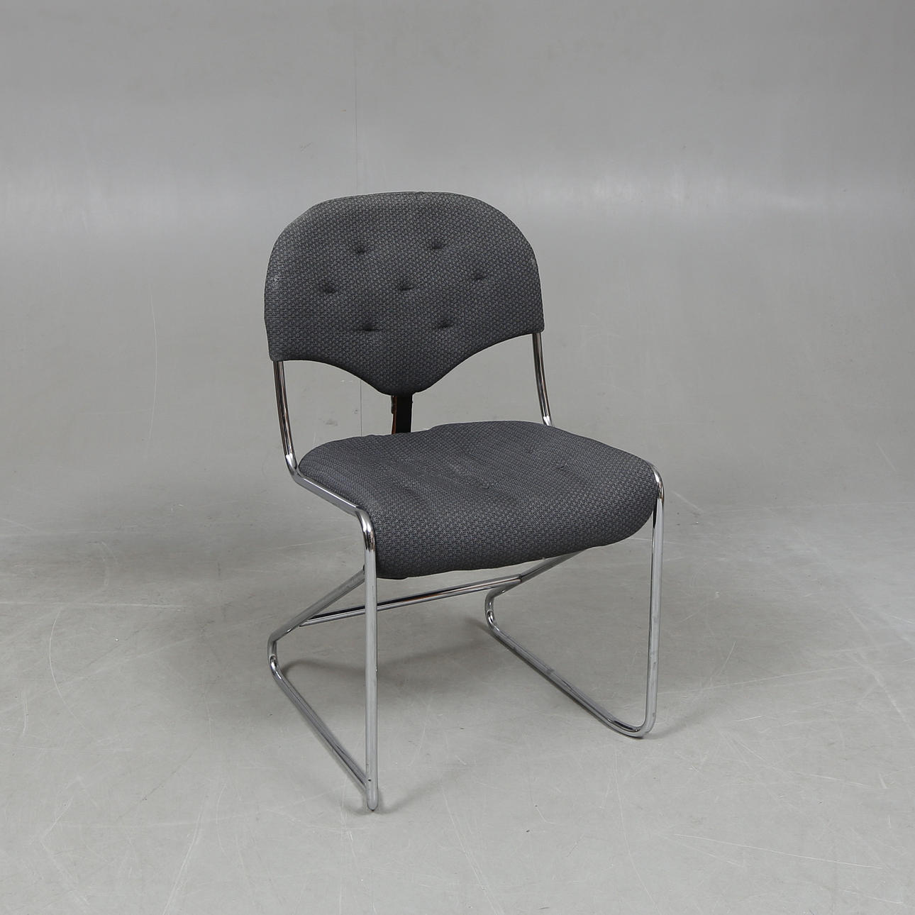 SAM LARSSON. Stol, „Sam“, Dux.