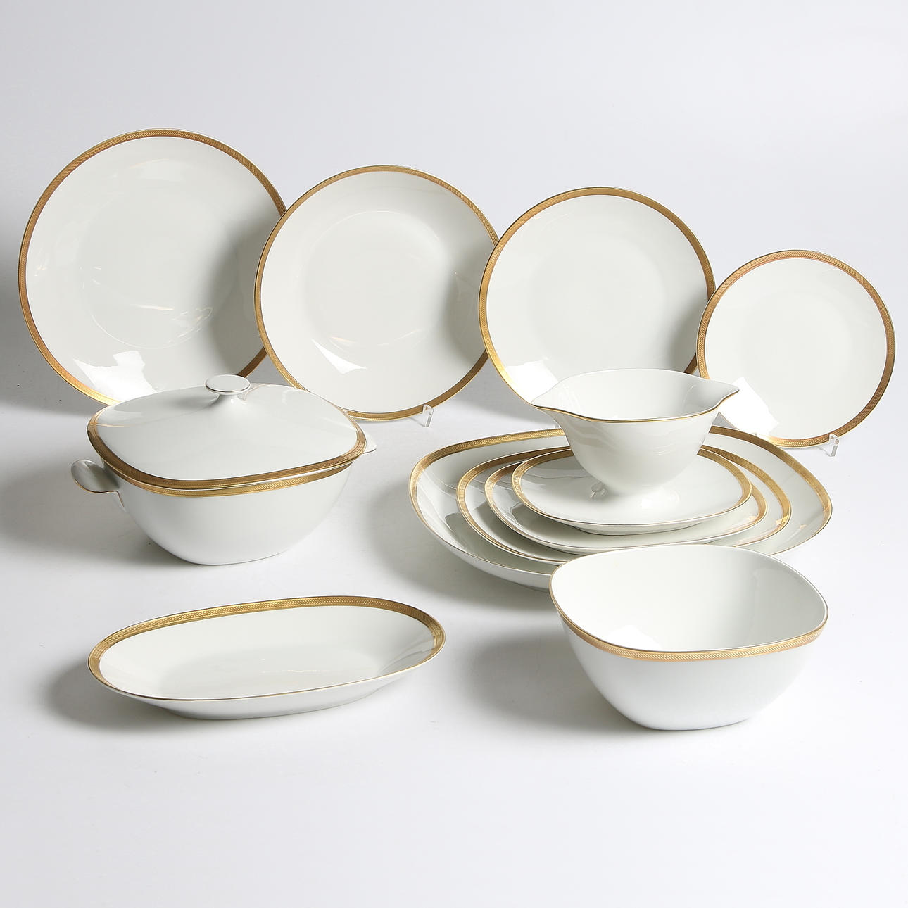 MATSERVIS, 56 delar, porslin, dekor 3438, "Continental", Rosenthal, Tyskland.