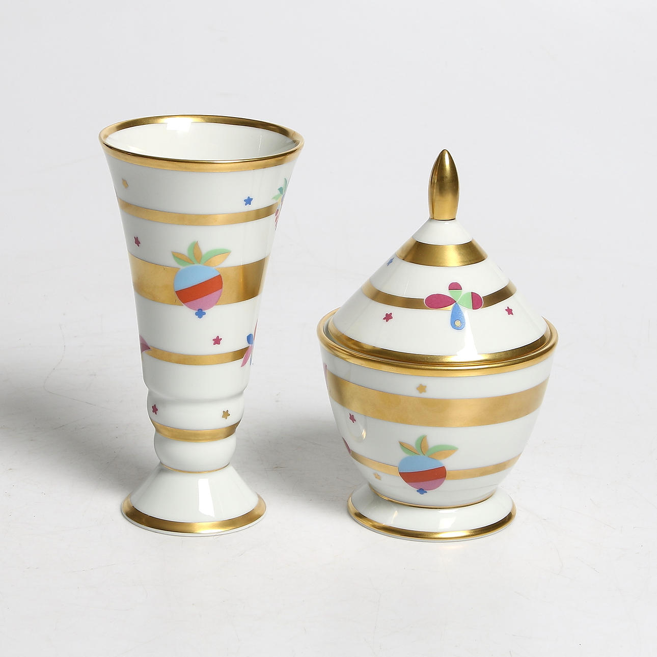 LOCKSKÅL och VAS, 2 delar, porslin, Classic Rose Collection, Rosenthal. 1900-tal.