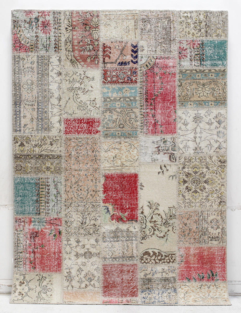 MATTA, carpet patchwork, 240 x 170 cm.