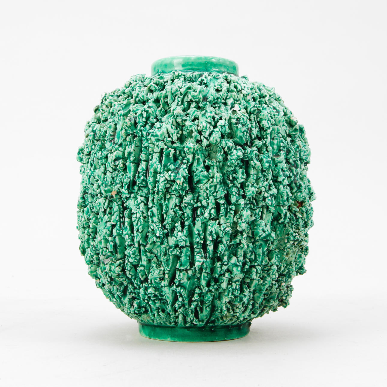 GUNNAR NYLUND. Vas, stengods, Chamotte Rörstrand.