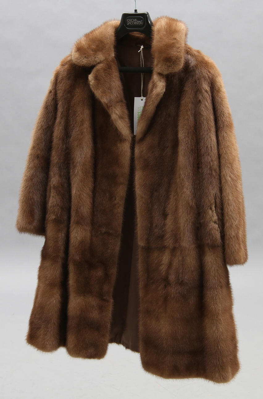 MINKPÄLS, Saga Mink.