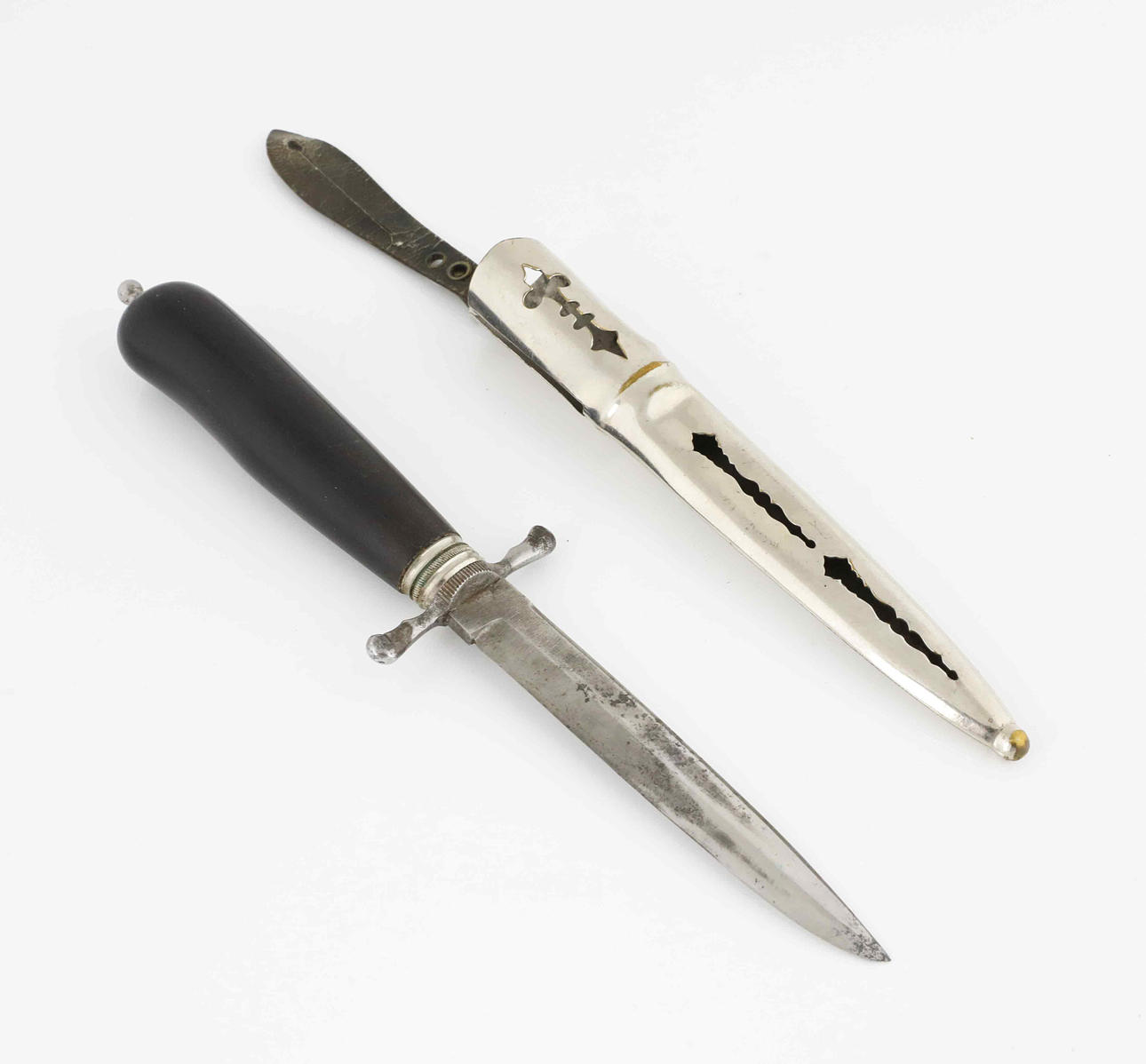 A J.A Hellberg knife, Eskilstuna, early 20th century.