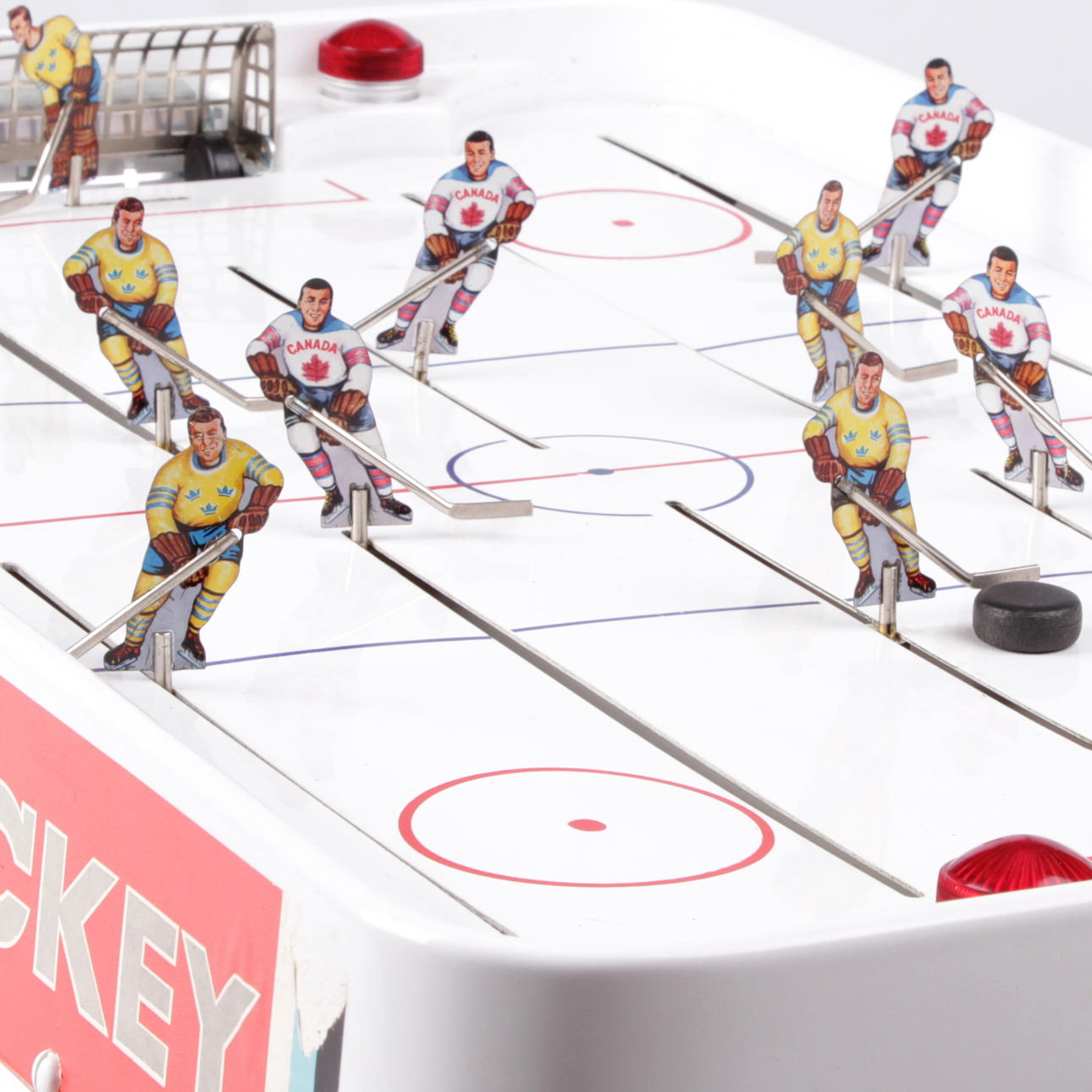 ISHOCKEYSPEL, Stiga Hockey, med magnetpuck och plåtgubbar.