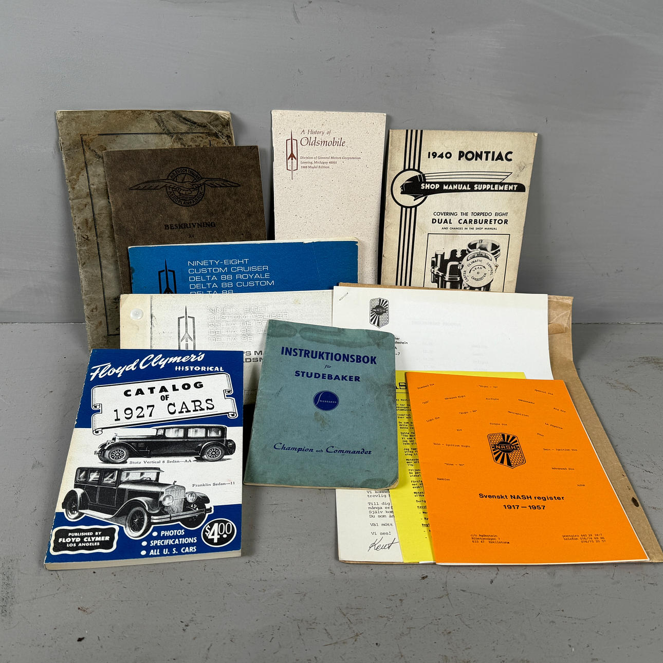 LOT OF INSTRUCTION BOOKS, inter alia Studebaker, 1900's.
