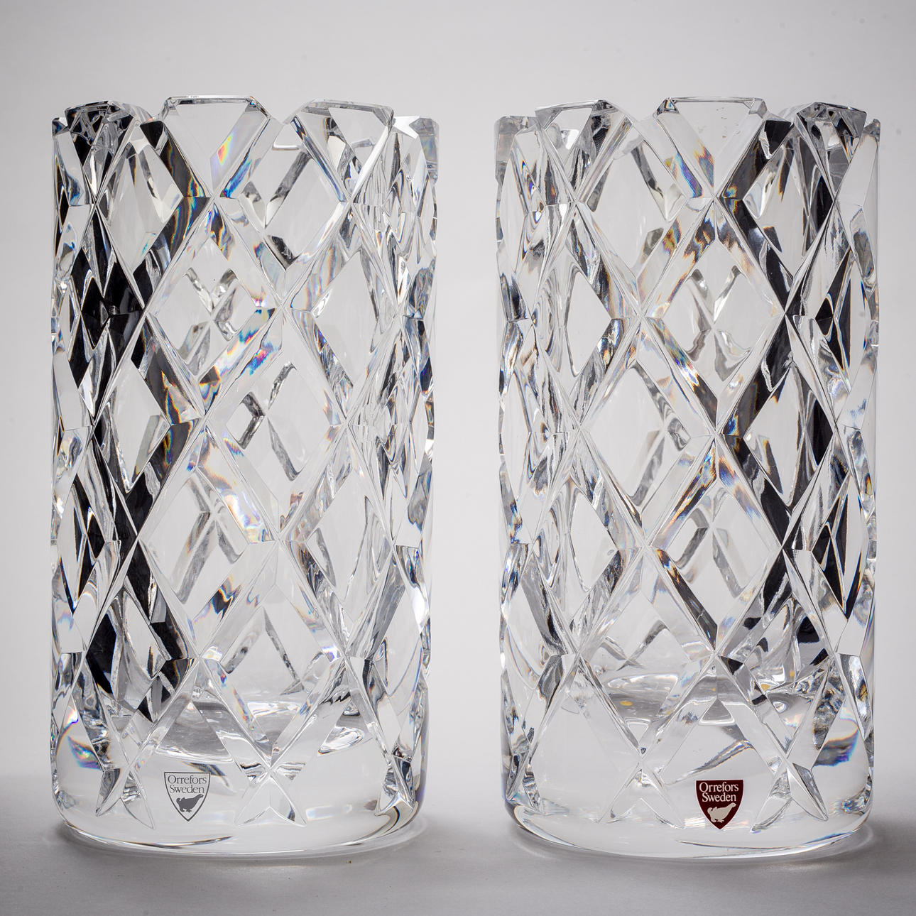 VASER, ett par, kristall, "Sofiero", Gunnar Cyren, Orrefors, signerad.