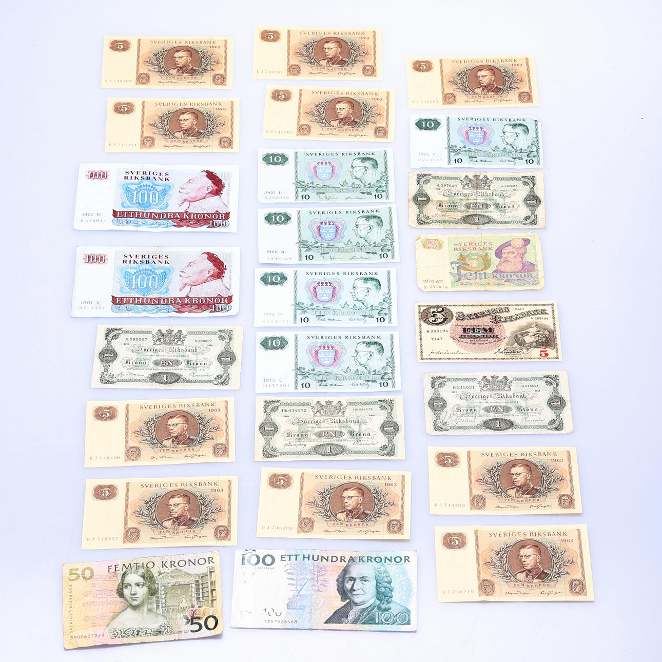 BANKNOTES. Mixed denominations.