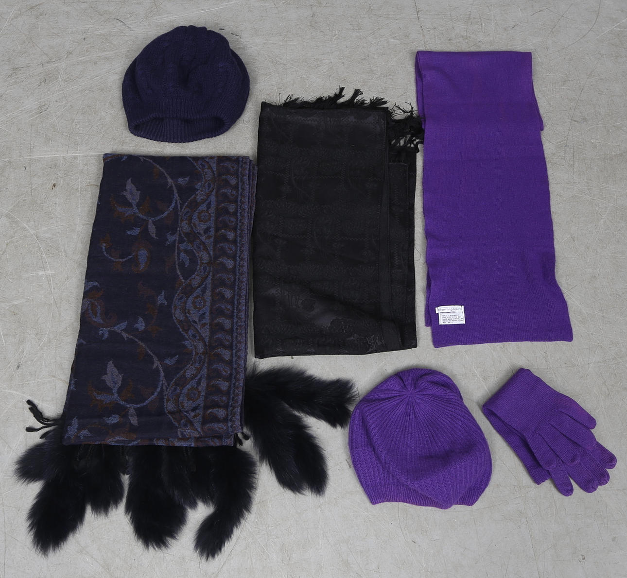 ACCESSOARER, Bland annat Anne Klein och Mala Alisha, 2000-tal.