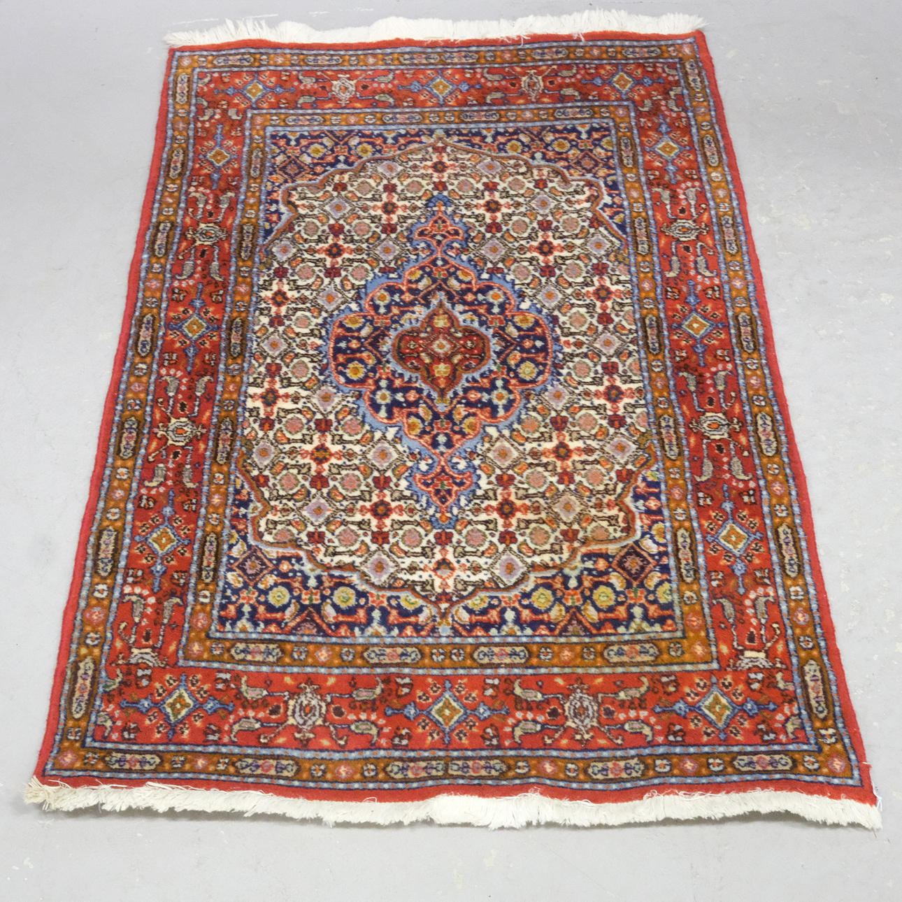 HANDKNUTEN MATTA, MOUD.