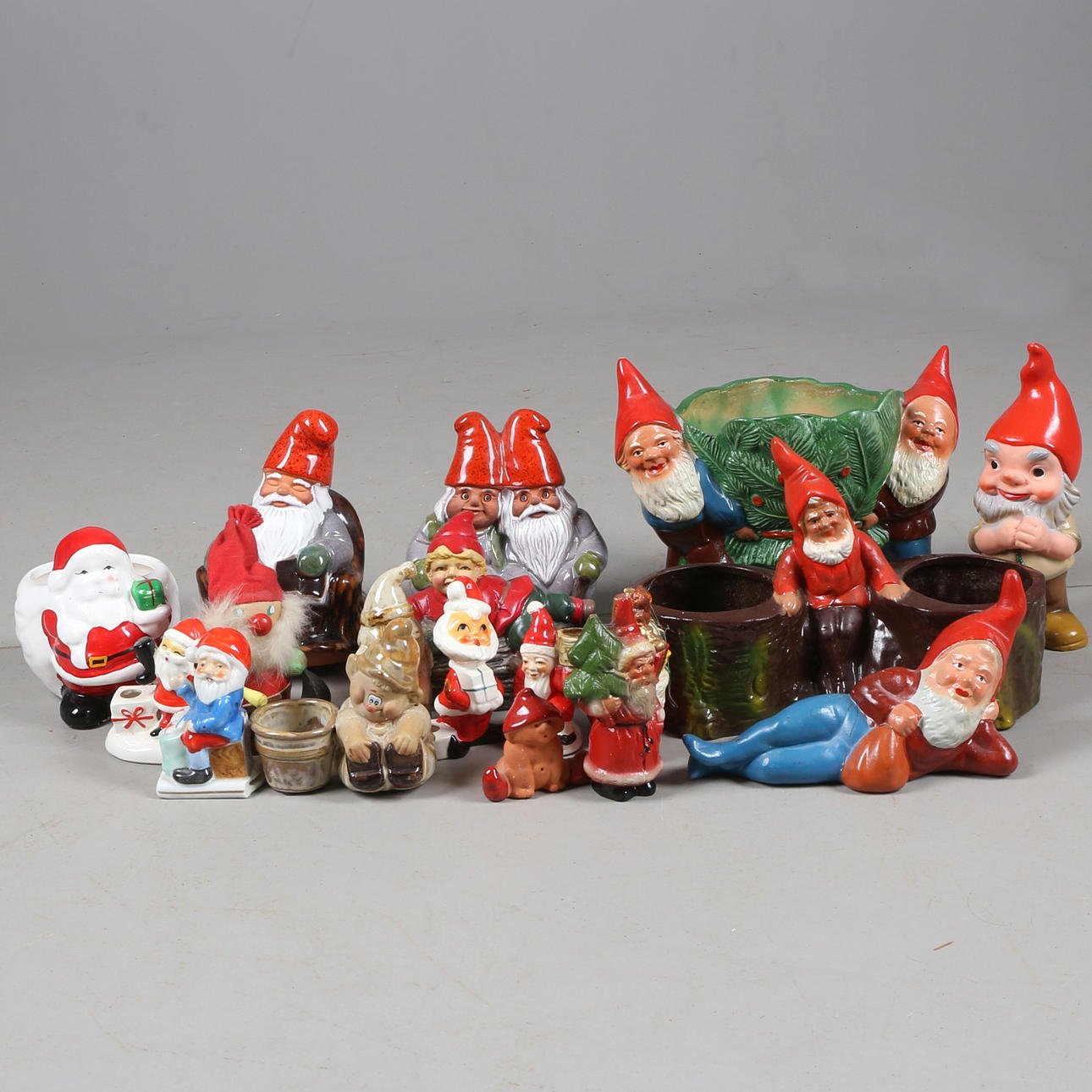 TOMTAR, 18 st, keramik, Sverige/Tyskland, 1900-tal.