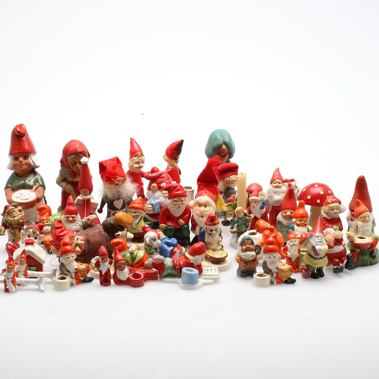 TOMTAR, 44 ST, keramik, 1900-tal.