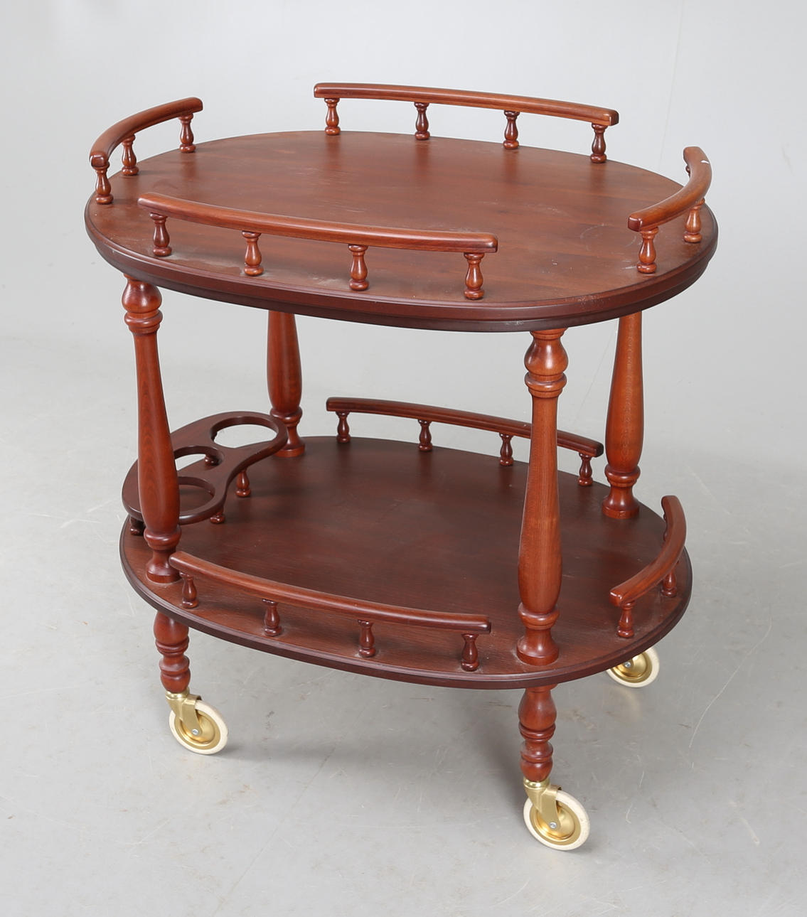 SERVERINGSVAGN, trä, 1900-tal.