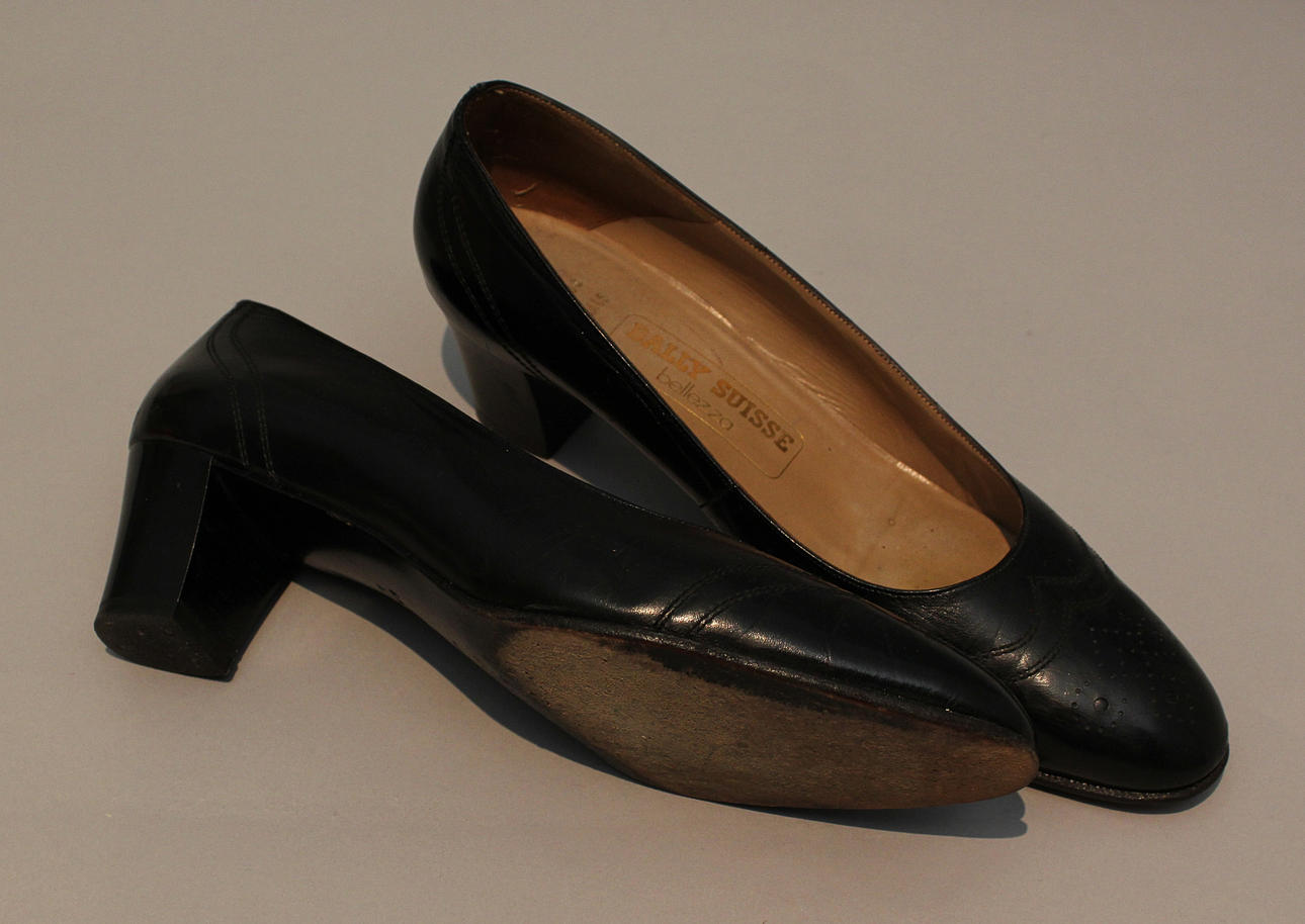 Damskor. B5068 Cabale. Bally Suisse. Bellezza.