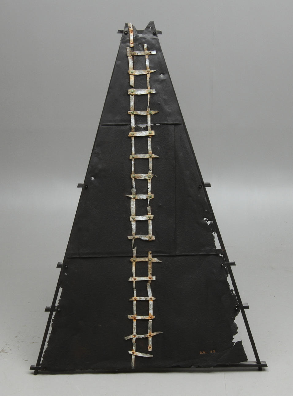 BO ANDERSSON. Skulptur, blandteknik, monogramsignerad och daterad 83.