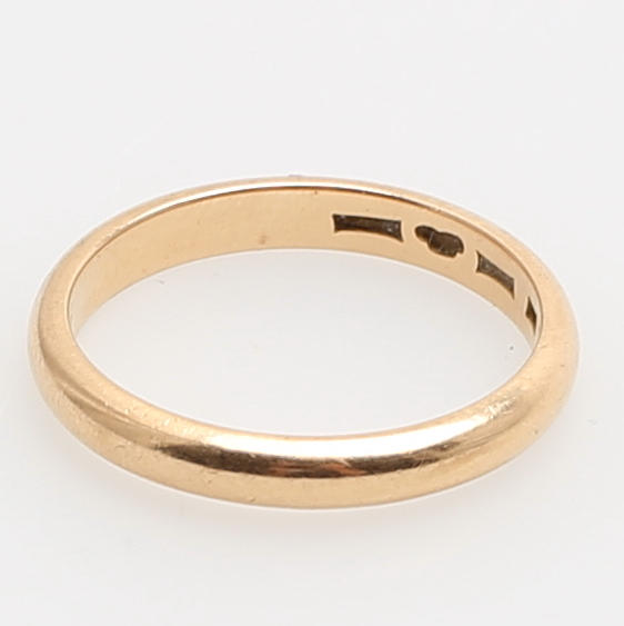 RING, guldguld, 18K, vikt 5,7 gram.