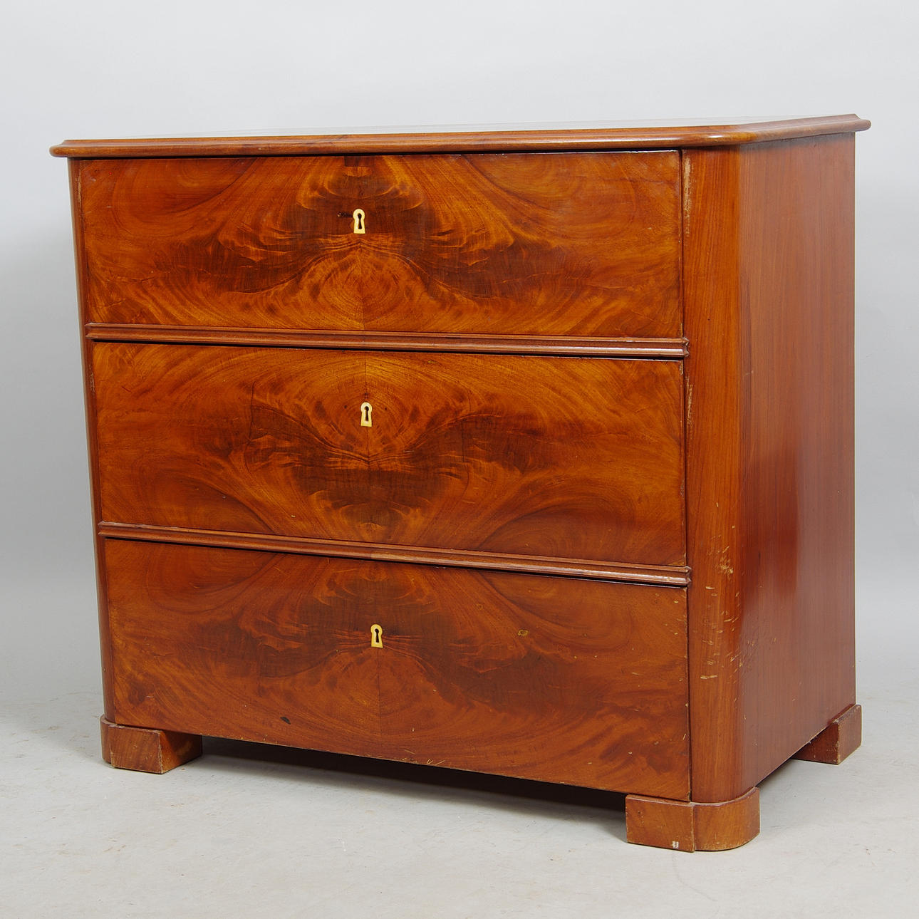 BYRÅ, 3-lådig, mahogny, empire.