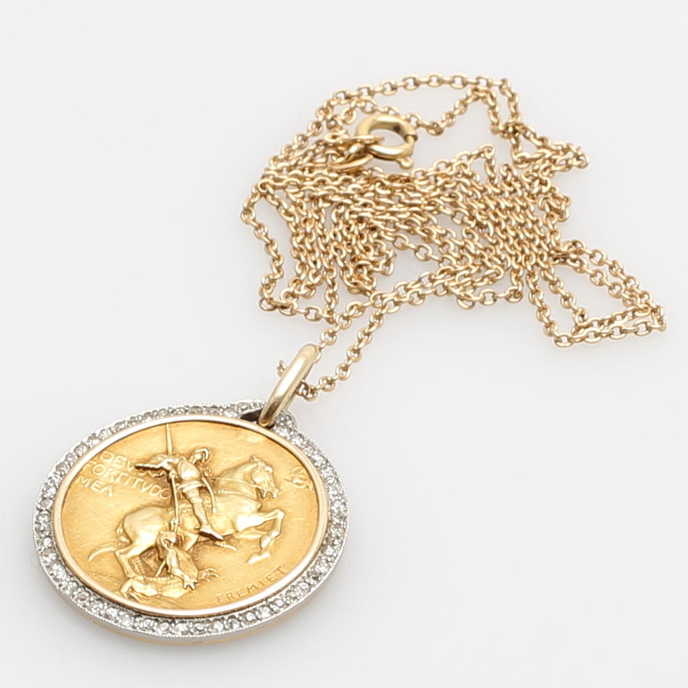 HALSBAND, 18K, med hänge besatt med diamanter, S:t Göran och draken, signerad Fremiet, vikt 16 gram.