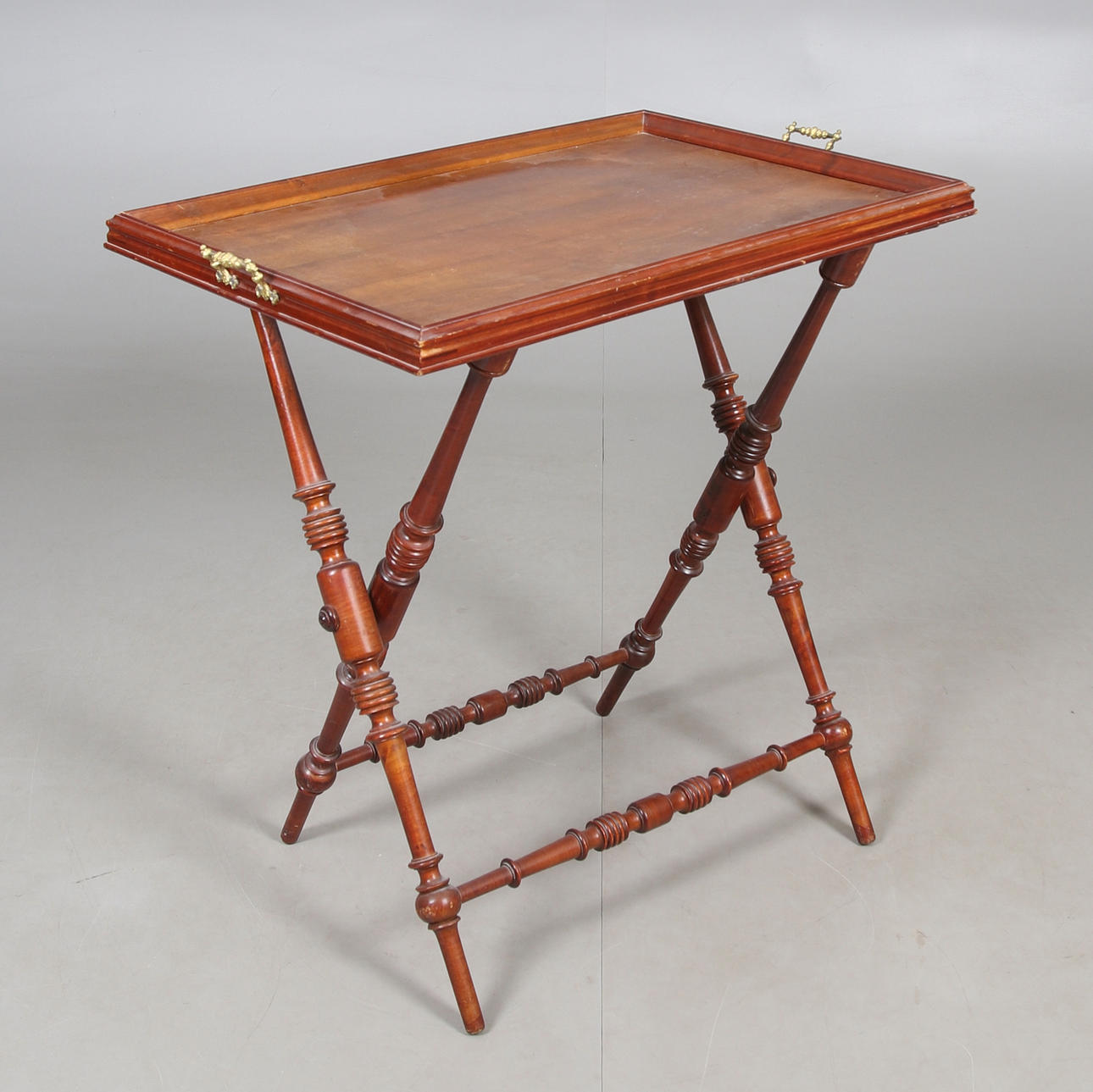 BRICKBORD, trä, 1900-talets första del.