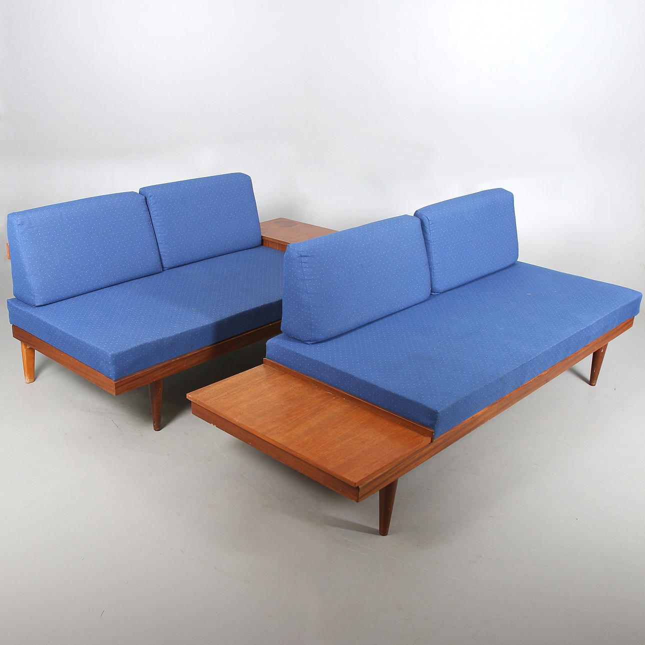 DAGBÄDDAR / SOFFOR, 2 st Ekornes Svane, Norge 1960-tal.