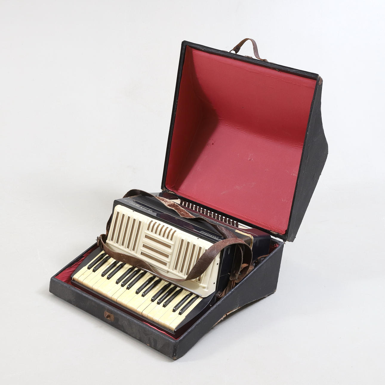 Harmonika, „Excellenz“, Sibylla Brand, 20. århundrede.