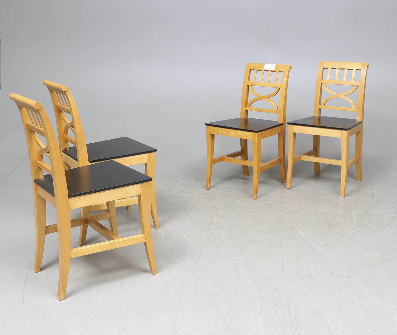 ÖSTGÖTASTOLAR, 4 st. björk, 1900-tal.