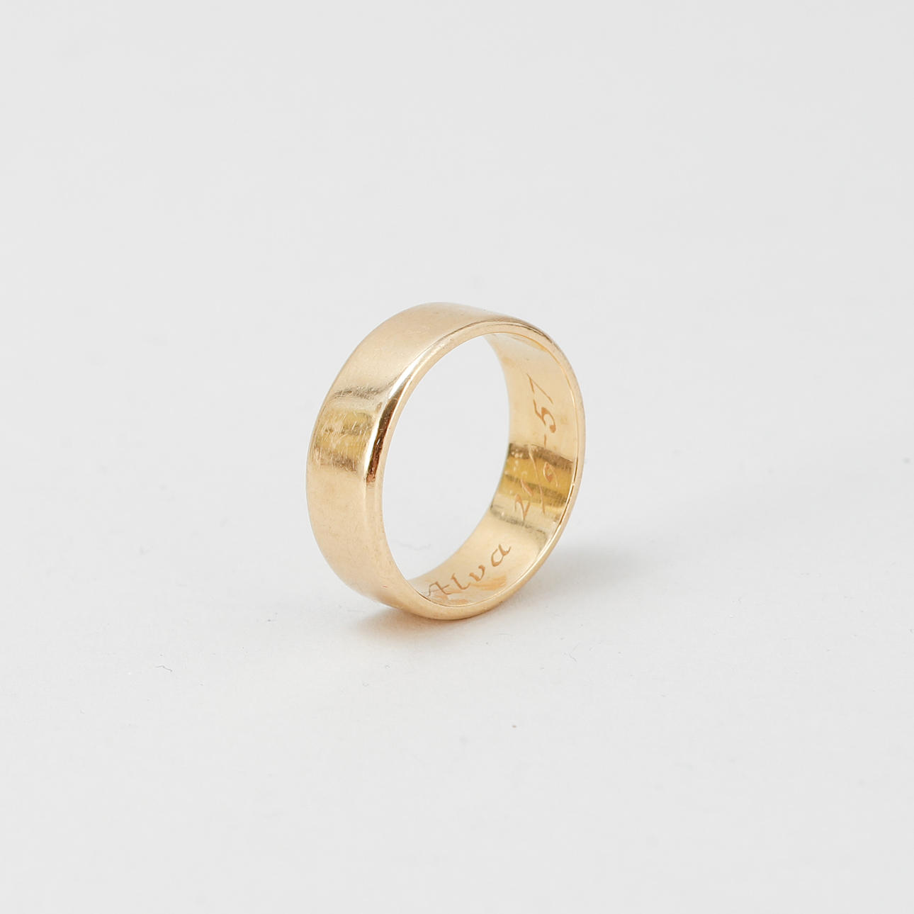 Ein Ring aus 18 Karat Gold. Gewicht ca. 7,8 g.