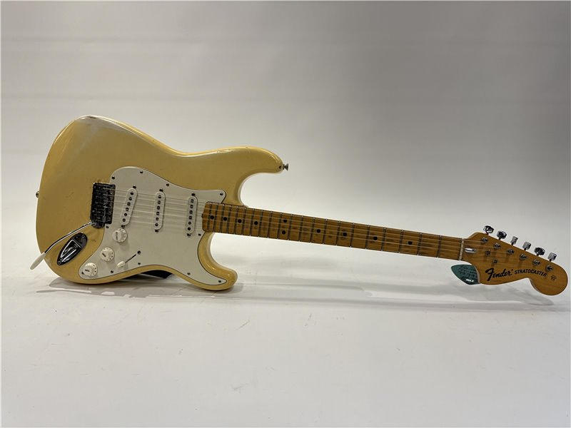FENDER STRATOCASTER 1971 OLYMPIC WEISS.