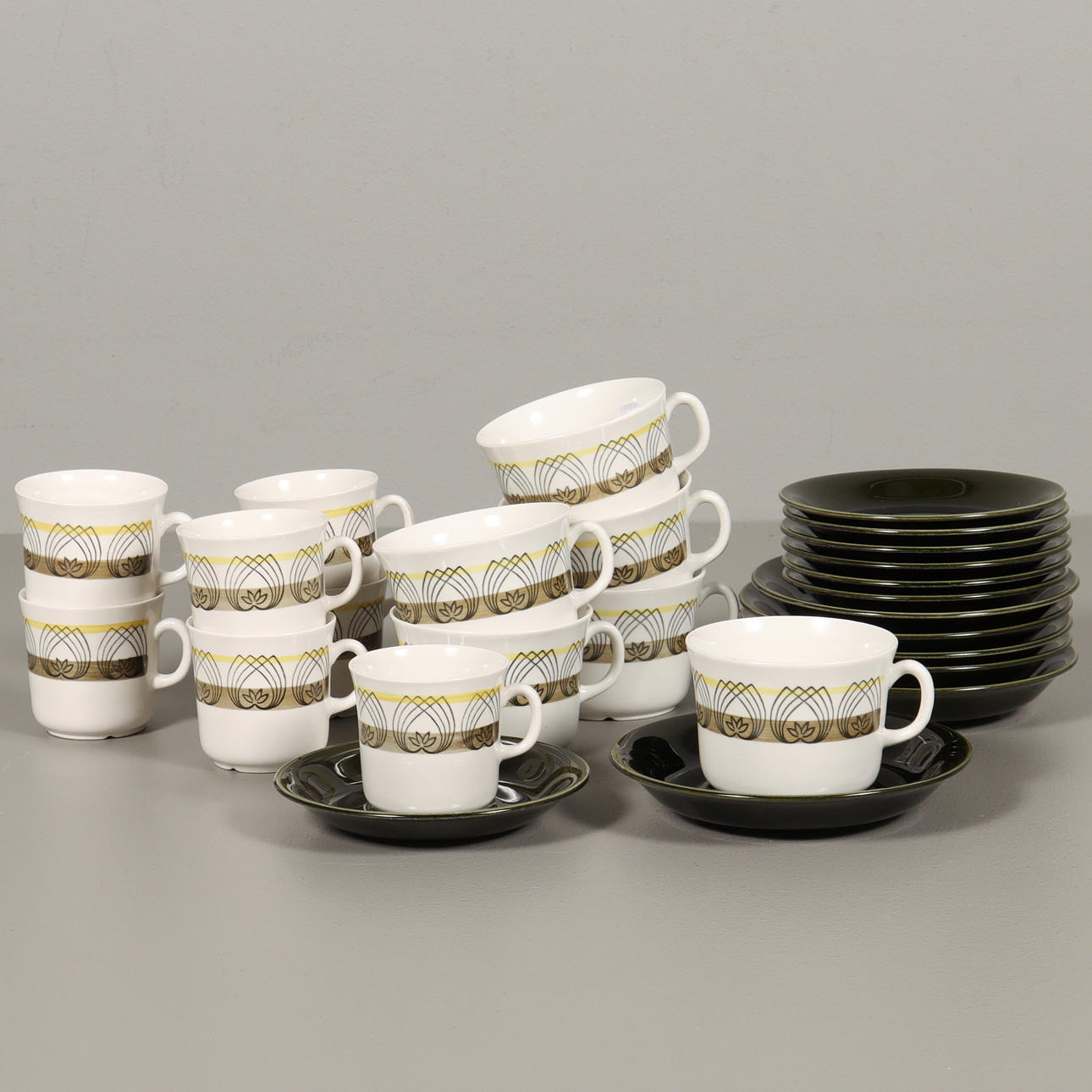 HELMER RINGSTRÖM. ALADDIN TEA & COFFEE CUPS, 1960'S.