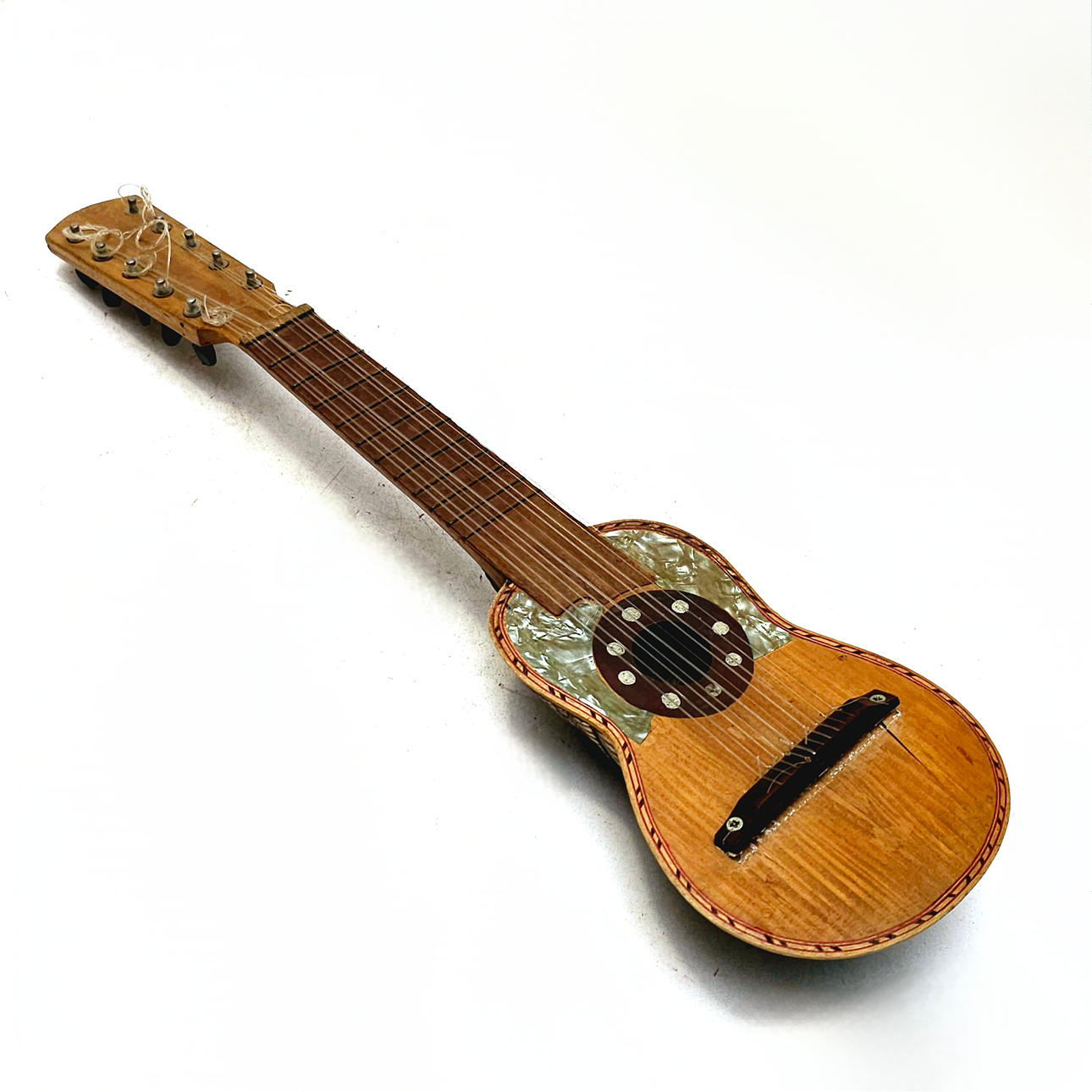 OLD CHARANGO DE QUIRQUINCHO. BEGINNING OF THE 20TH CENTURY