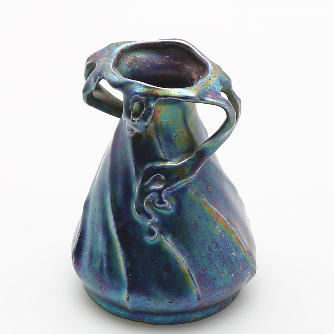 VAS 'art nouveau', lergods med lysterglasyr, Heliosine Ware, Österrike omkring 1900.