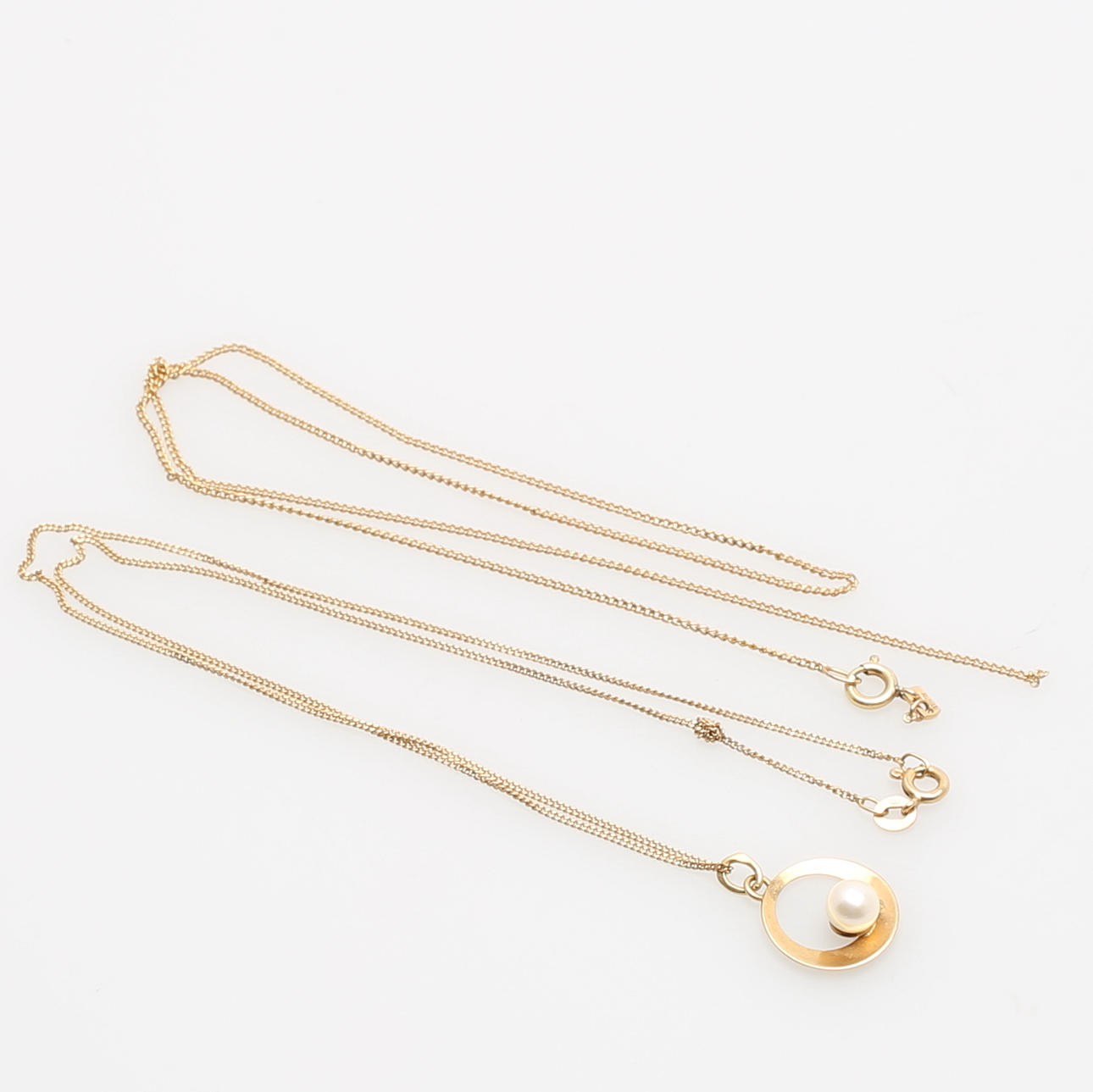 PARTI GULD, 3 delar, 18K gulduld, totalvikt 4,4 gram.