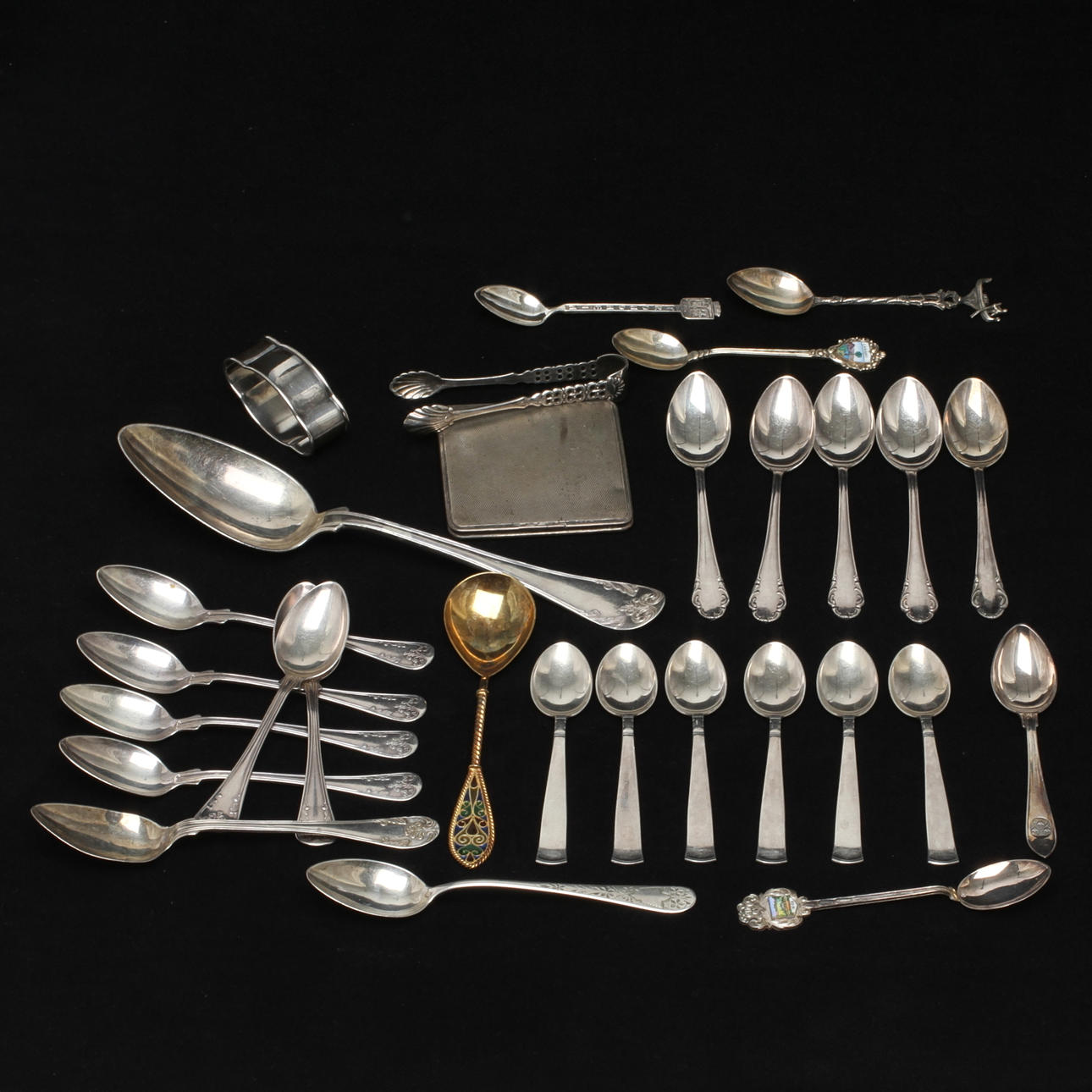 PARTI SILVER, 29 delar, mestadels skedar, bla Rosenholm, 1900-tal.