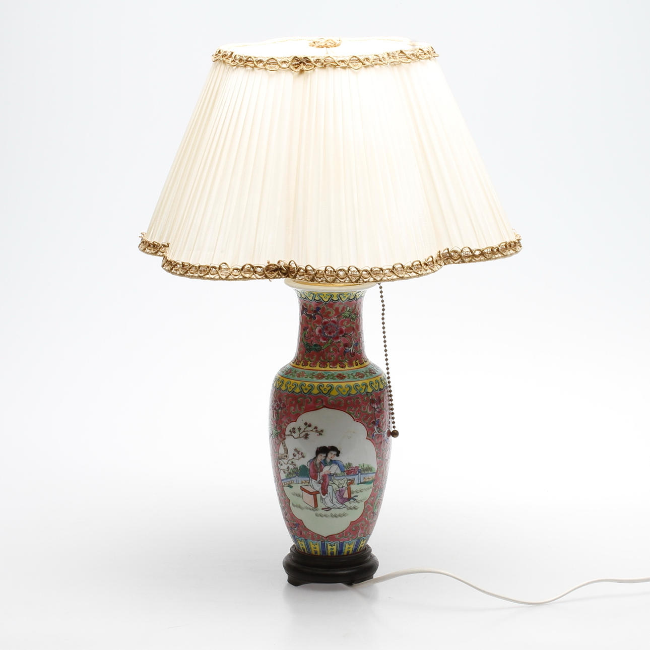 BORDSLAMPA, porslin, Kina, 1900-tal.