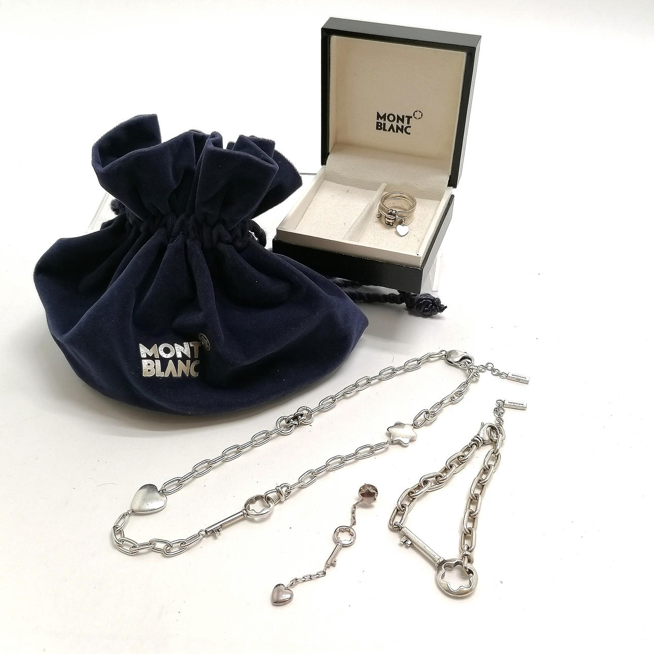 COLLAR DE PLATA MONT BLANC, PULSERA Y ANILLO.