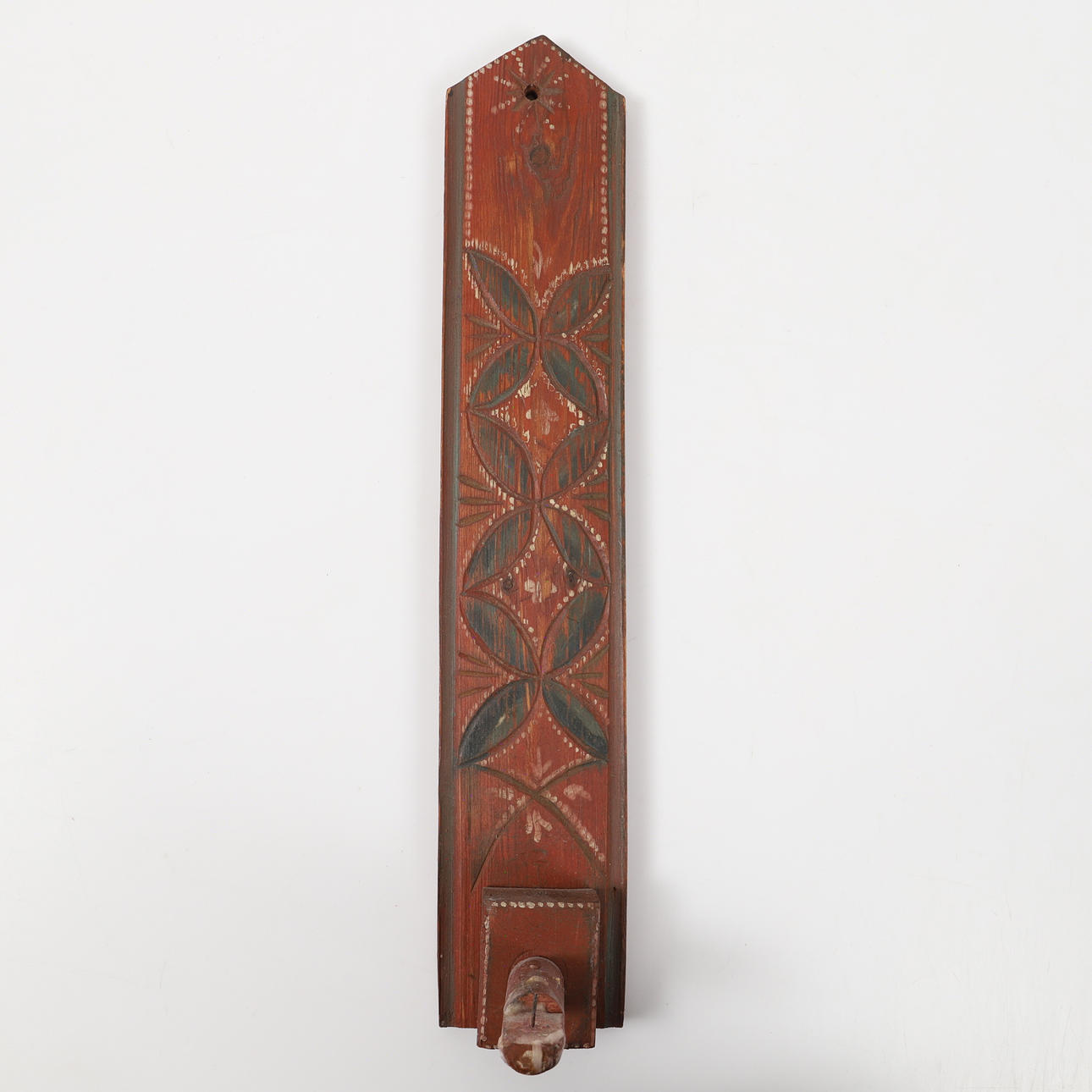 Lysestage, træ, 20. århundrede.