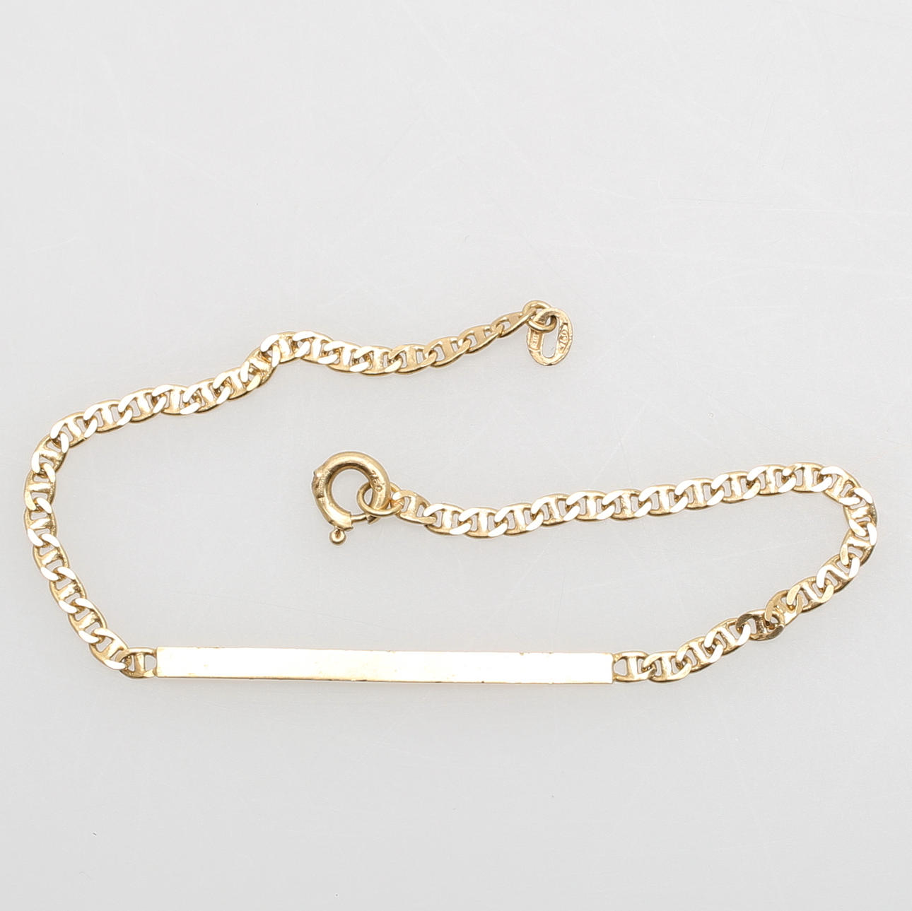 ARMBAND, 18K gulguld, vikt 3 ca gram.