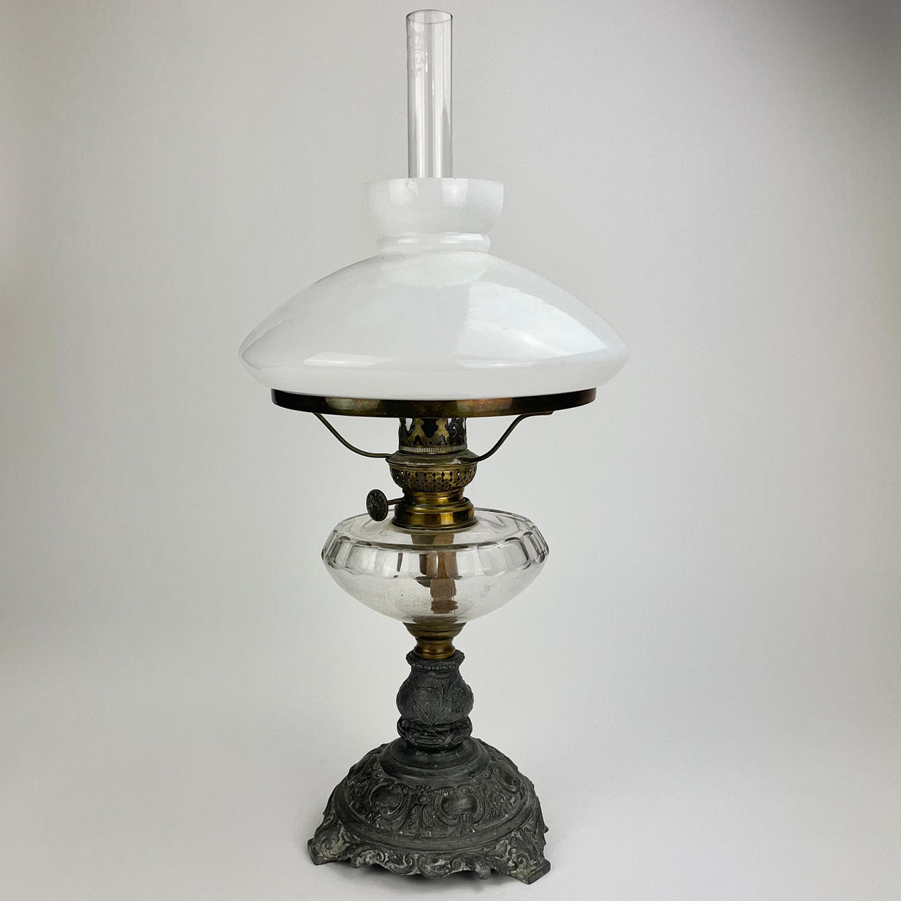 BORDSFOTOGENLAMPA, 18/1900-tal.