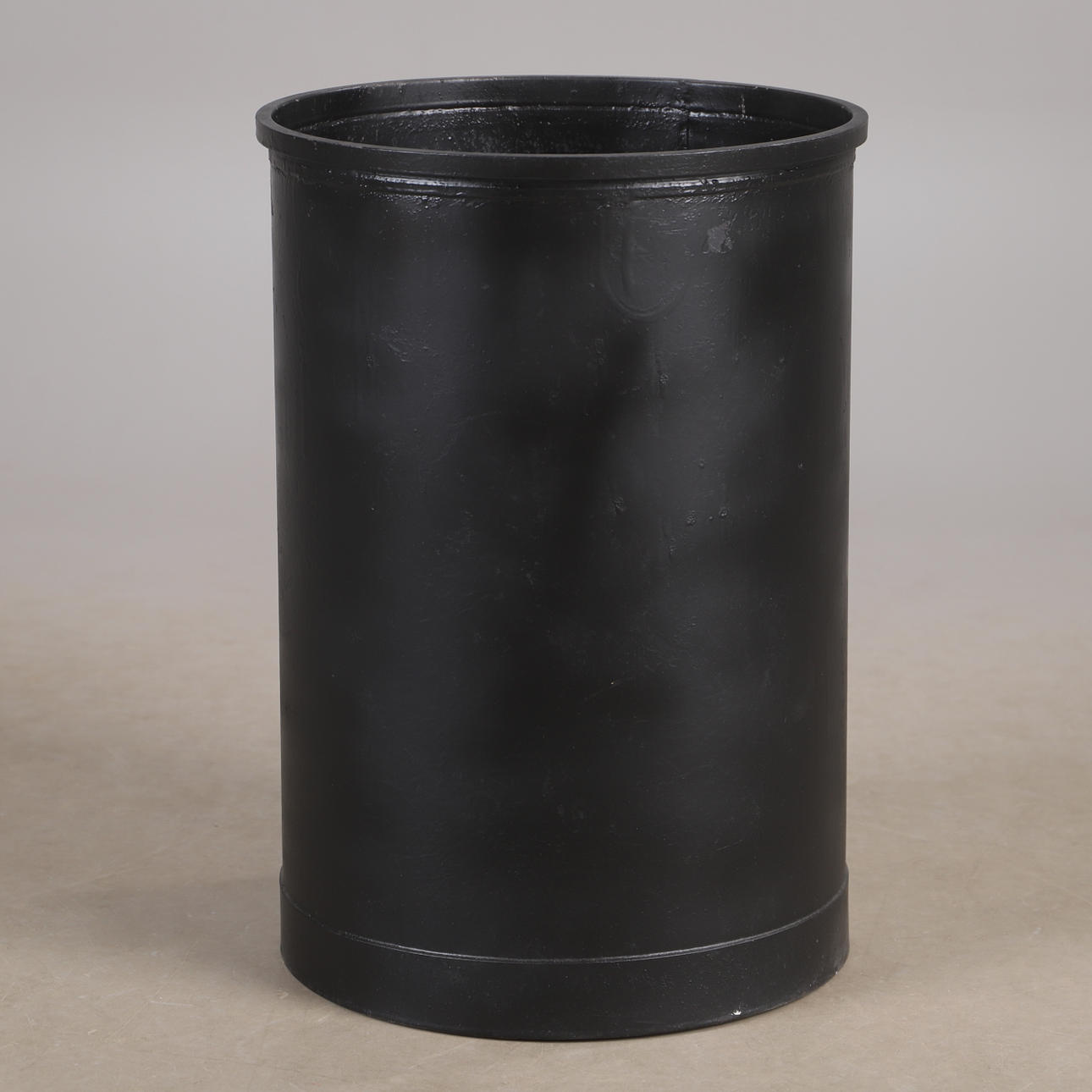 ASKTUNNA, målad metall, 1900-tal.