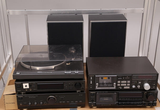 MUSIKANLÄGGNING, 5 delar, Technics och Panasonic.