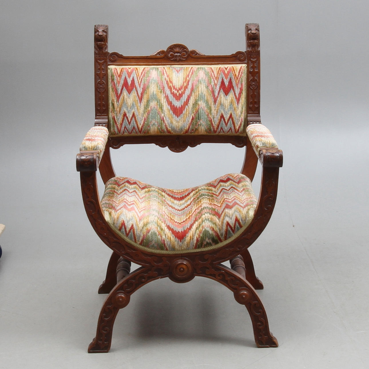 KARMSTOL, s.k. "Dantestol", Renässansstil, 1900-tal.