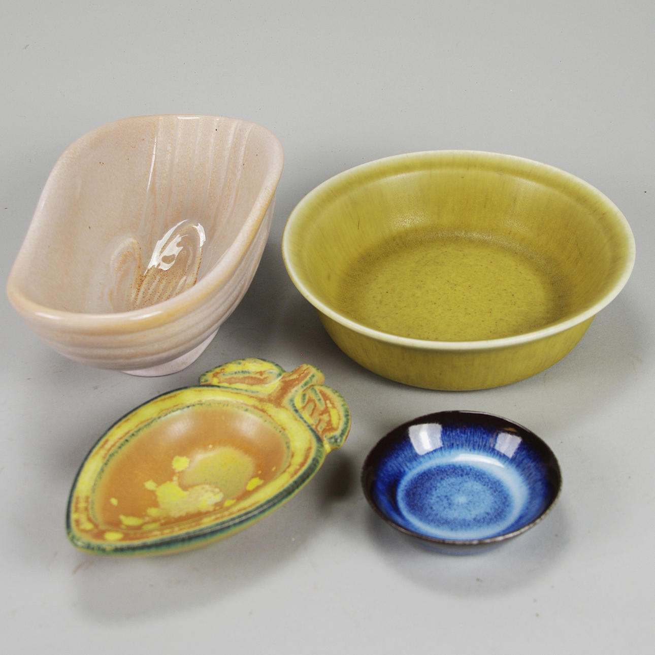 SKÅLAR, 4 stycken, Gunnar Nylund, Rörstrand.