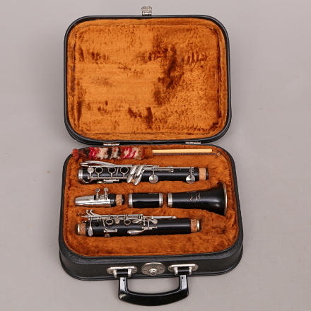 KLARINETT, svart, Special - Amati Knöslice - Tjeckoslovakien.