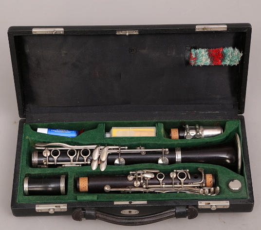 KLARINETT, svart, Auguste Buffet - Paris - Frankrike.