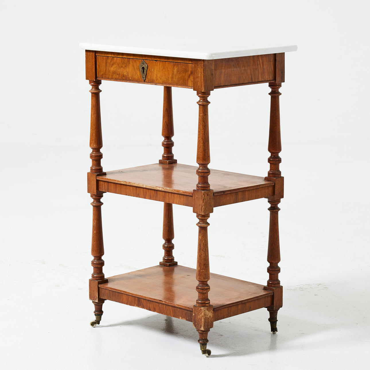 ETAGERER, 1800-talets slut.