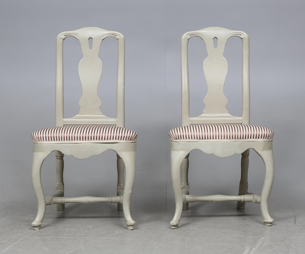 STOLAR, ett par, senbarock, Sverige, 1700-tal.