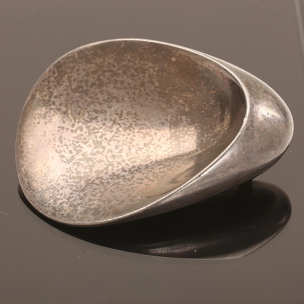 NANNA DITZEL. BROCHE, sterlingsølv, Georg Jensen, Danmark.