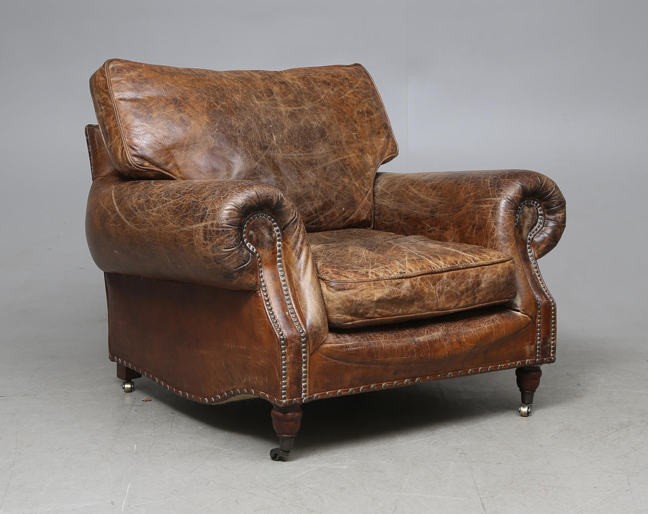 FÅTÖLJ, skinn. Howardmodell, Artwood, 1900-talets senare del.