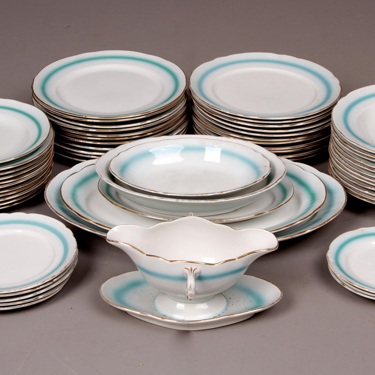 MATSERVIS, 59 delar, Rörstrand/Göteborg, 1900-talets första hälft.