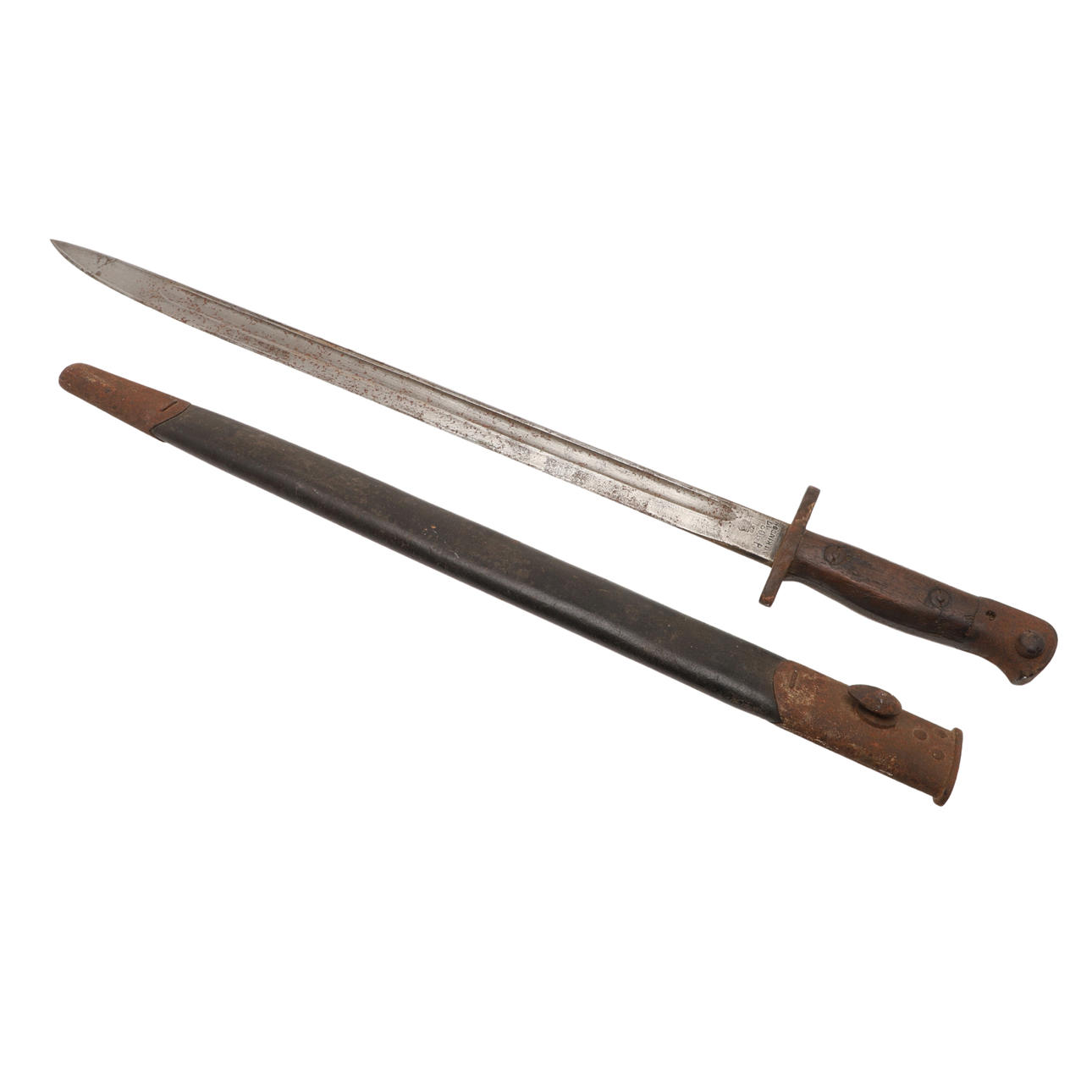 A FIRST WORLD WAR WILKINSON 1907 PATTERN BAYONET AND SCABBARD.